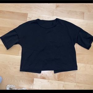 Lululemon Cropped open back tee